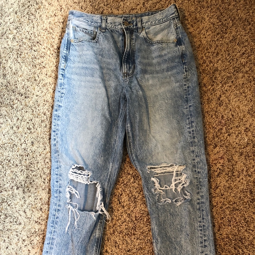 American Eagle High-Waist Jeans